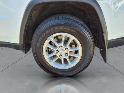 2020 Jeep Grand Cherokee Laredo E