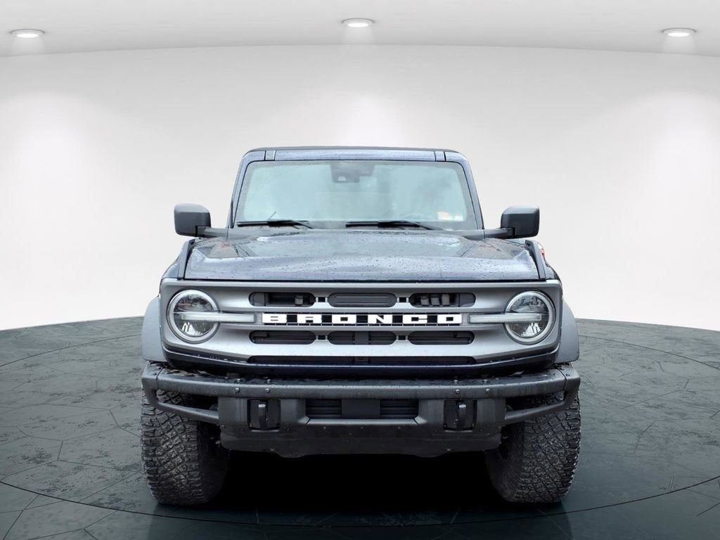 2021 Ford Bronco Base