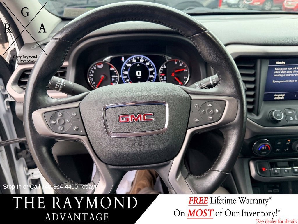 2022 GMC Acadia AT4