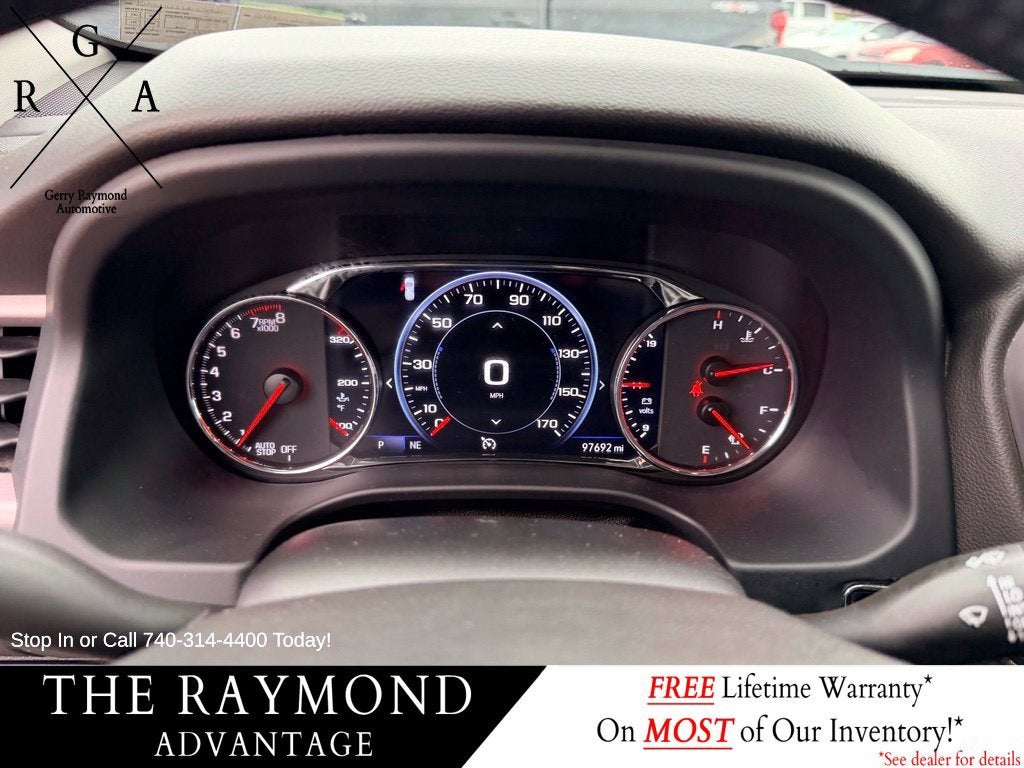 2022 GMC Acadia AT4