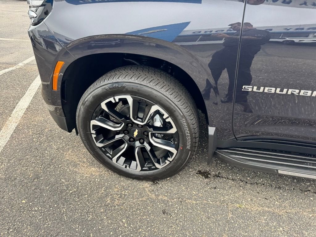 2025 Chevrolet Suburban Premier