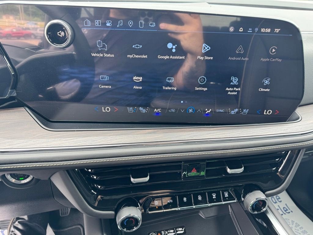 2025 Chevrolet Suburban Premier