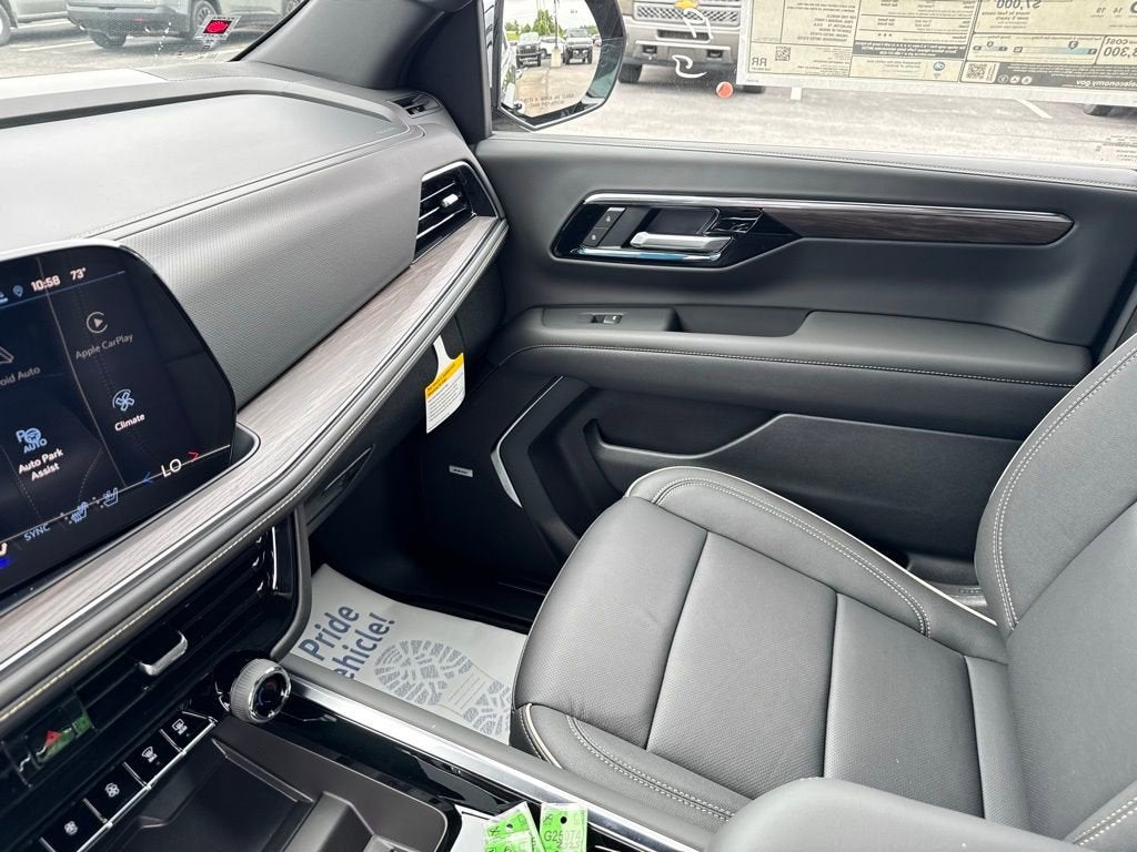 2025 Chevrolet Suburban Premier