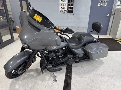 2021 HARLEY DAVIDSON FSXTDI Base