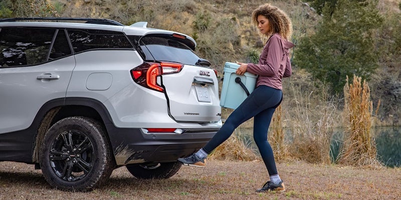 2022 GMC Terrain Power door